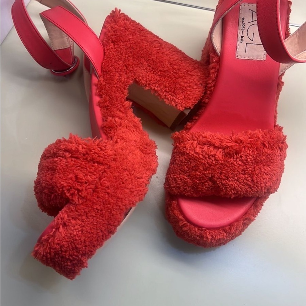 AGL platform coral Fuzzy Sandals holiday gift ready party celebration statement - Picture 6 of 7